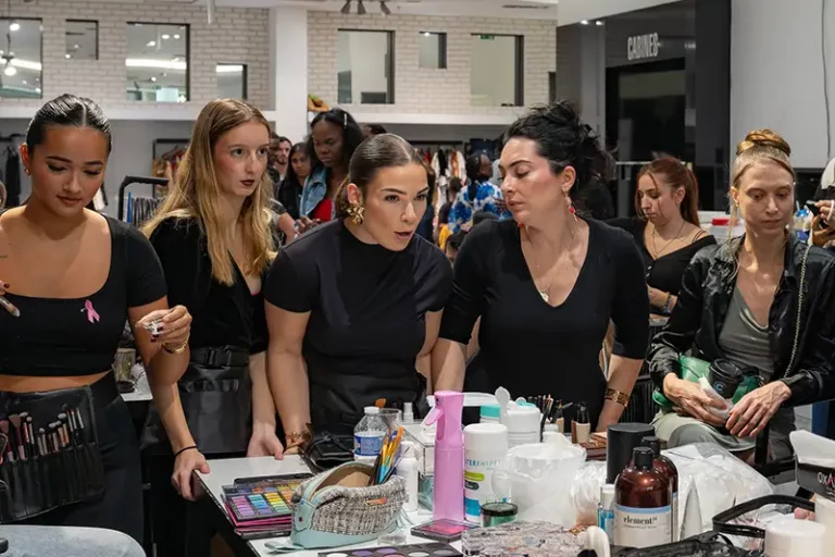 Coulisses Defilé CMA-Web-48 Coulisses Defilé CMA